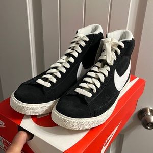 Nike Blazer Mid